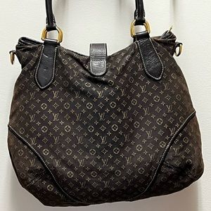Louis Vuitton shoulder bag.